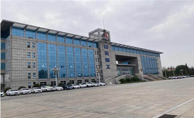 清大融商EMBA班走進山東臨工，邱鴻賓老師助力企業營銷賦能！
