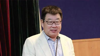 金巖石.jpg