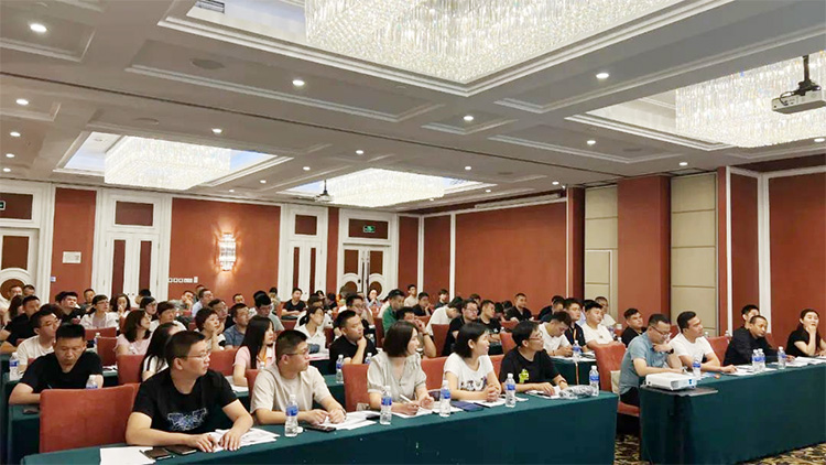 營銷管理與創新實戰(CMO)高端班 47期開學典禮----課堂回顧